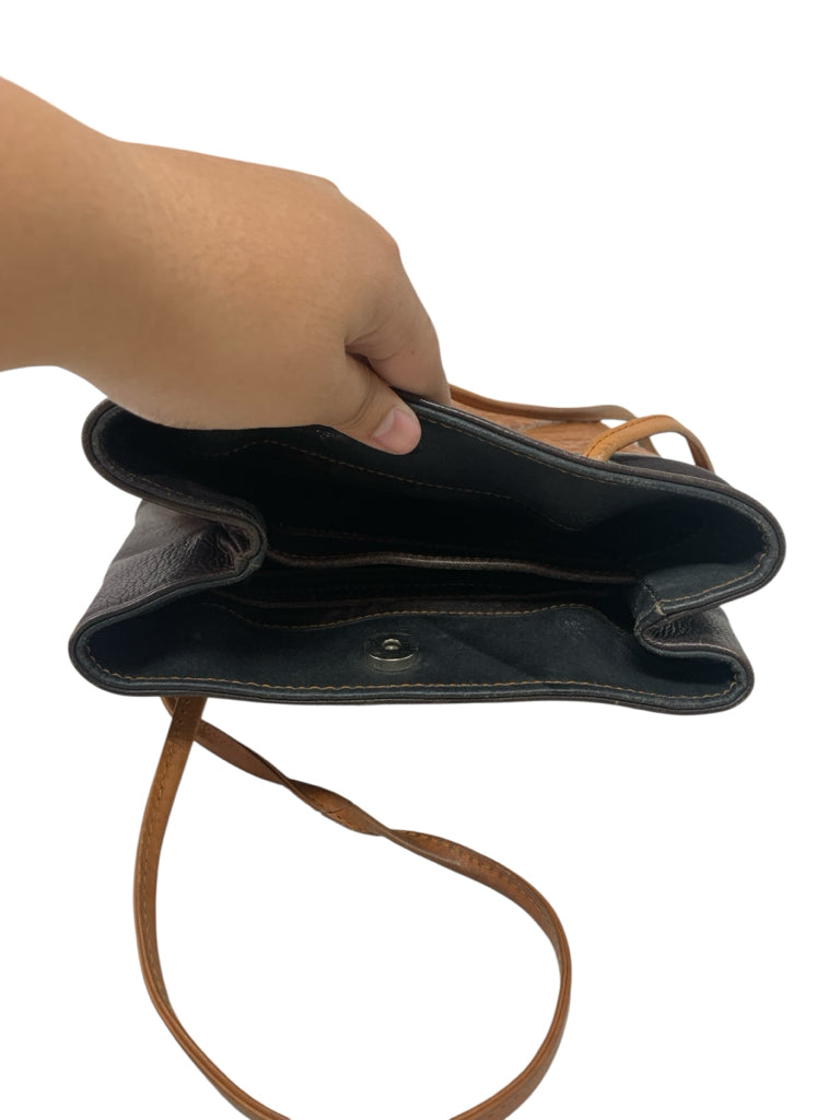 MONTANA SILVERSMITHS Size medium PURSE W