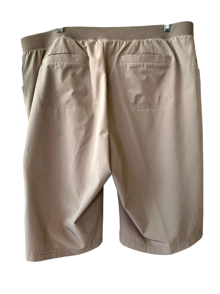 ZENERGY  large SHORT W