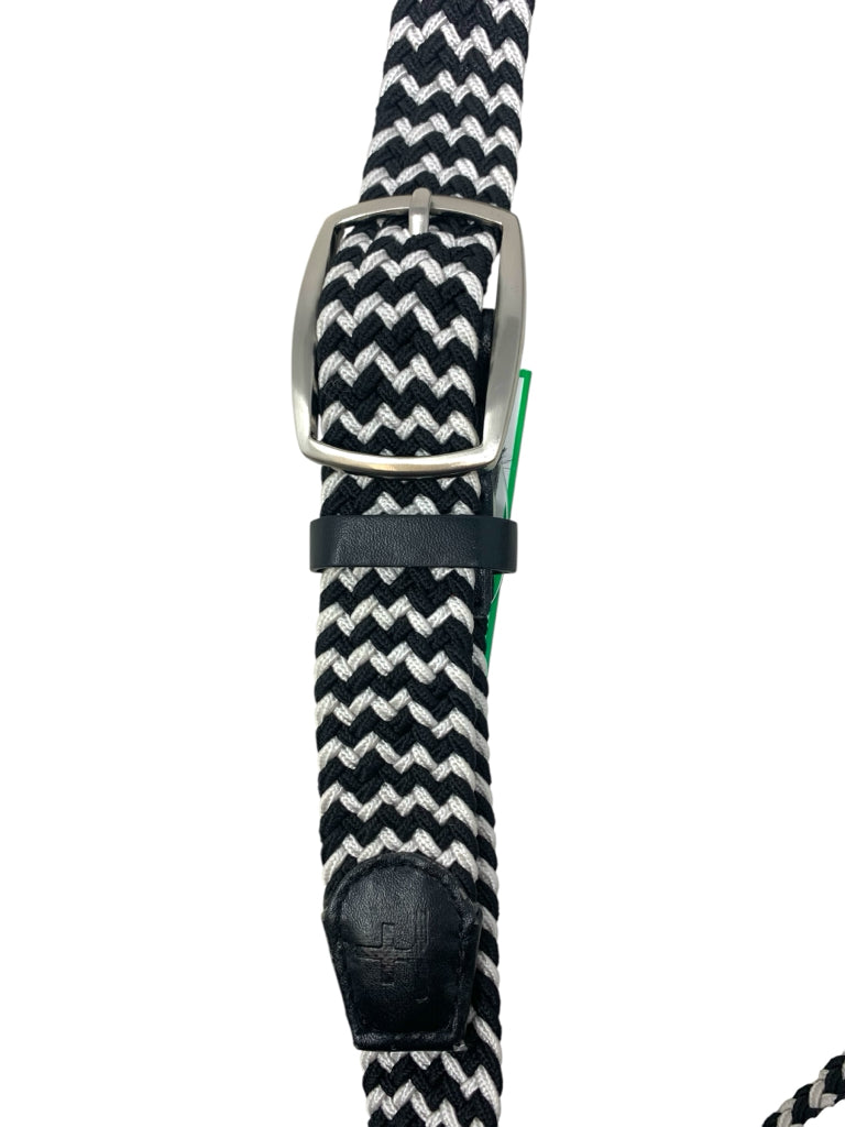 small BELT W