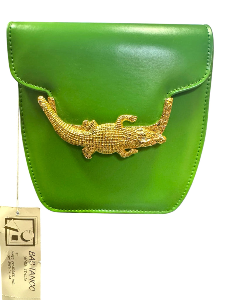 BAGTANGO Size NEW! PURSE W