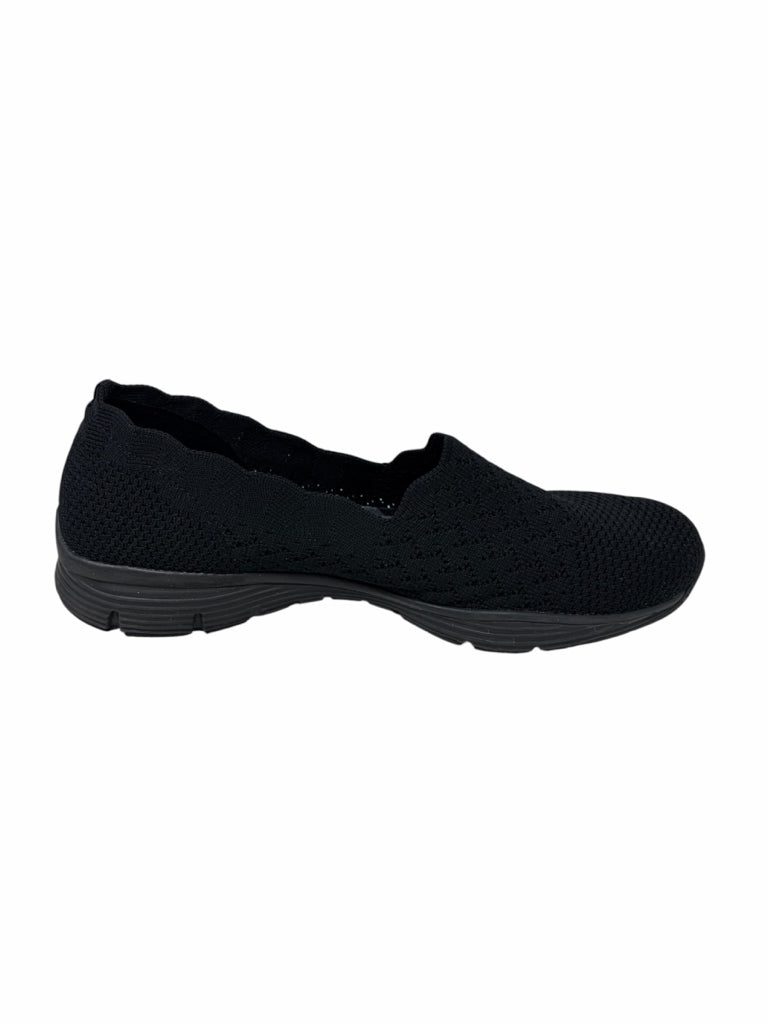 SKECHERS Size 8 LOAFER W