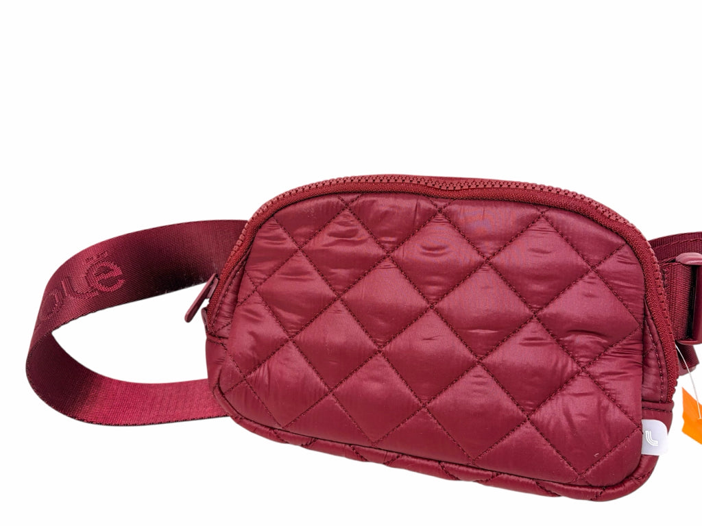 LOLE Size small FANNYPACK