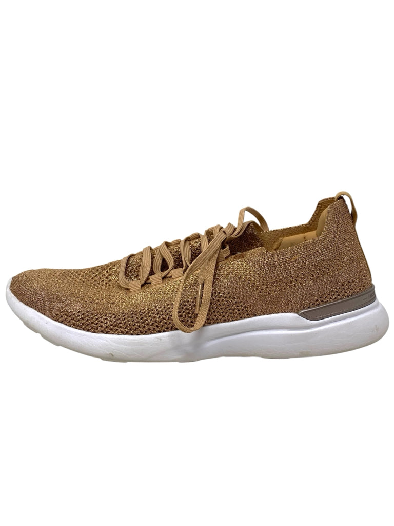 APL  9.5 SNEAKERS W