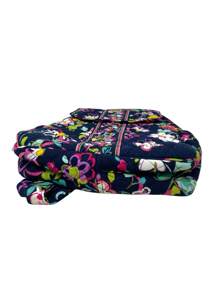 VERA BRADLEY Size small BACK PAC