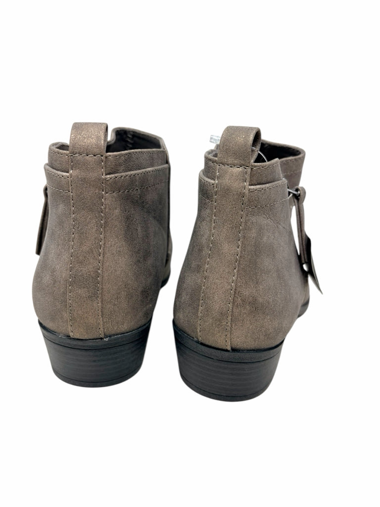 ARIZONA Size 11 BOOTIE W