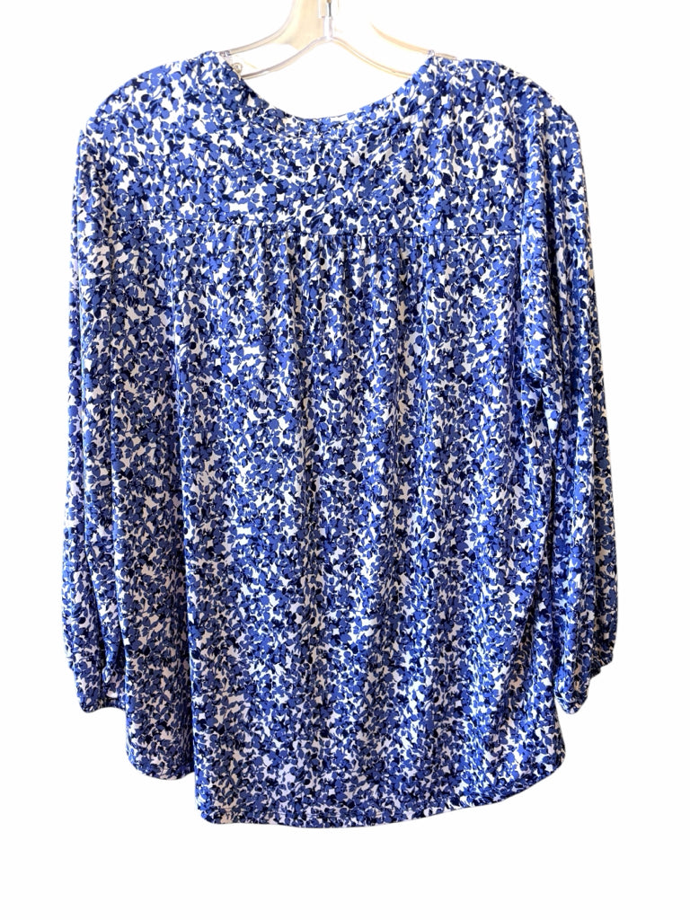 CHAUS Size large TOP W