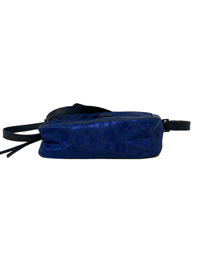 TAHARI  s/M CROSSBODY W