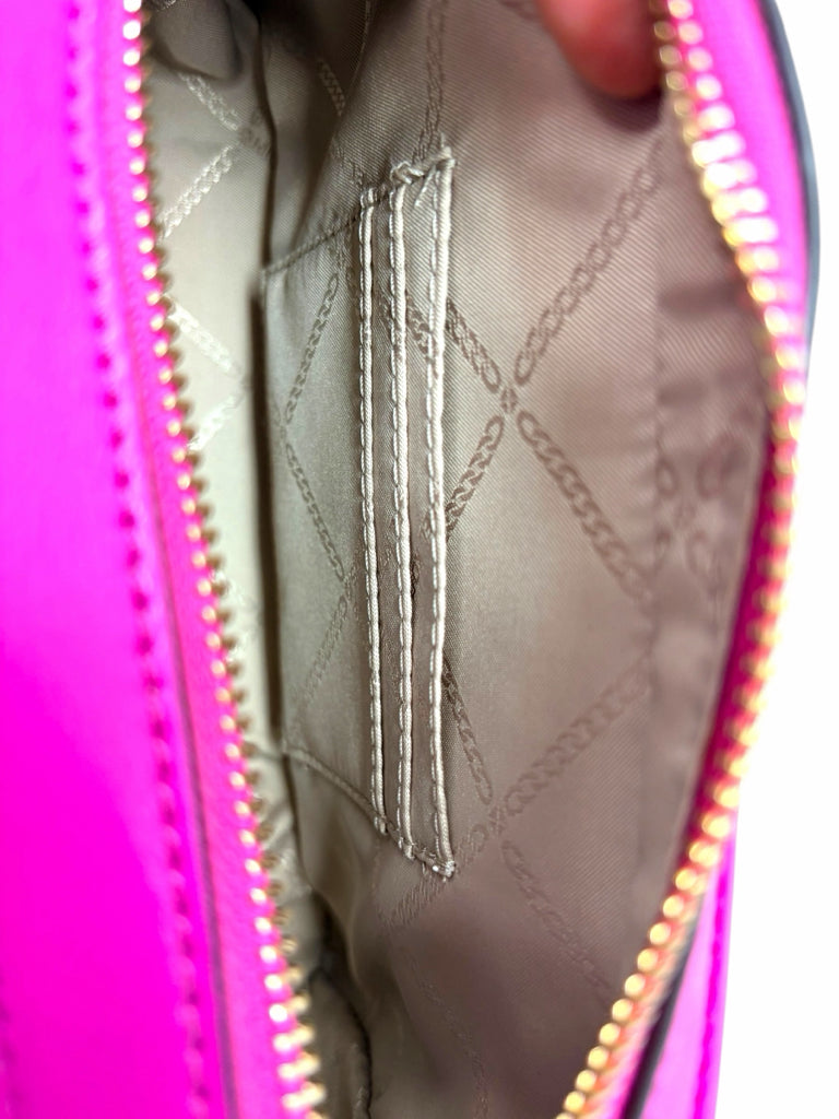 MICHAEL KORS Size s/M CROSSBODY W