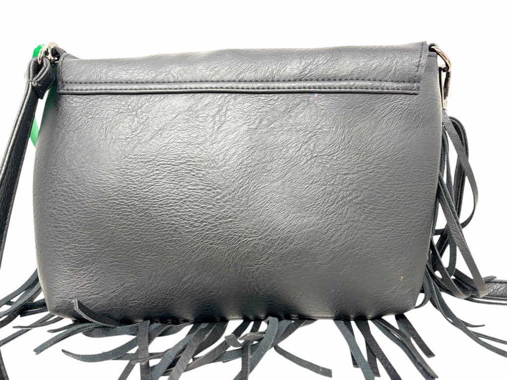 Size medium CROSSBODY W