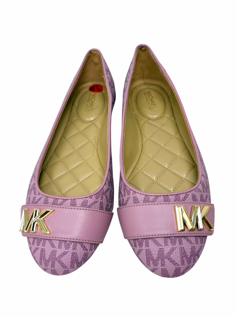 MICHAEL KORS Size 6.5 FLAT W