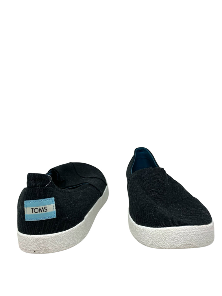 TOMS  11 SHOES W