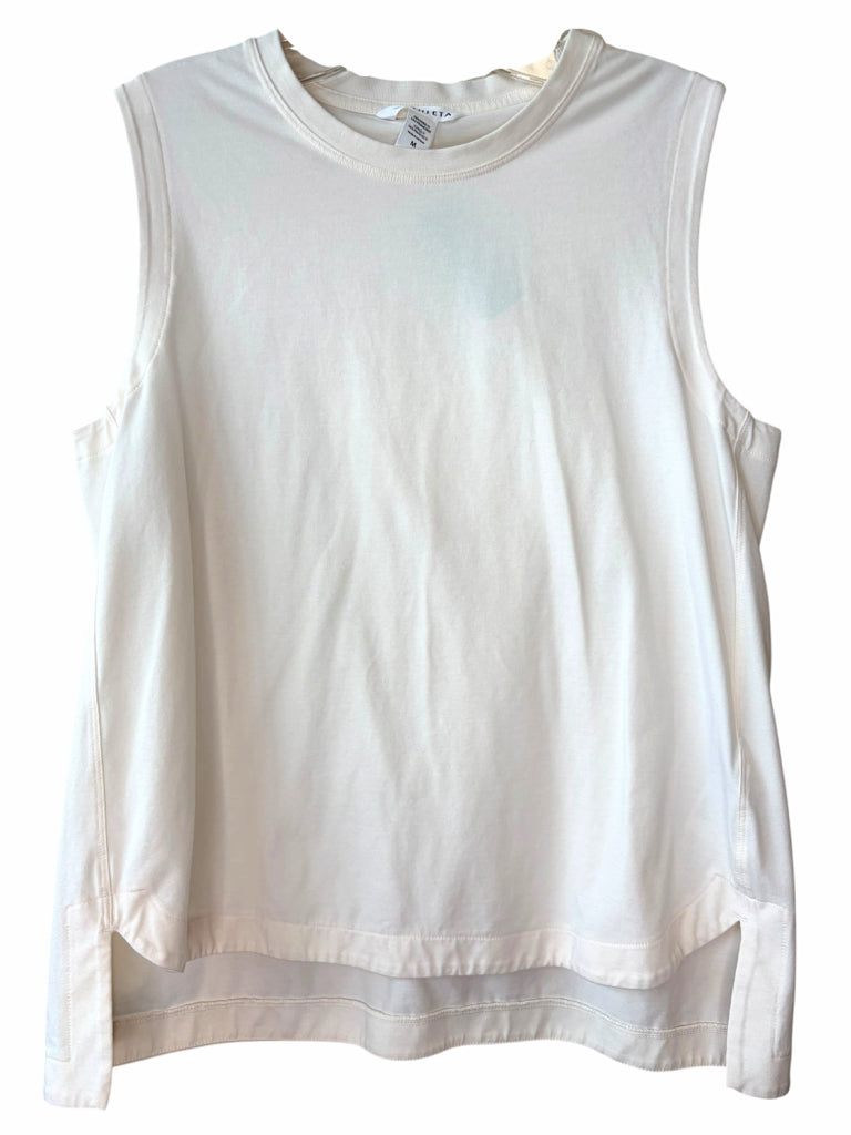 ATHLETA Size medium TOP W