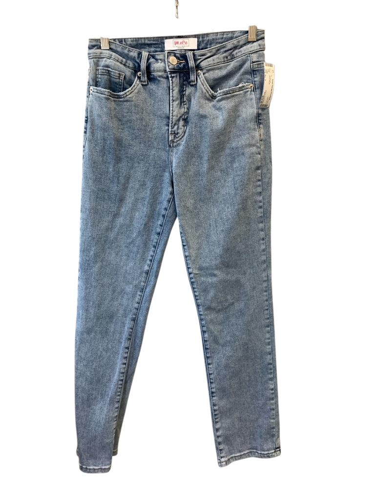 MOCO  BOUTIQUE  7 JEANS W