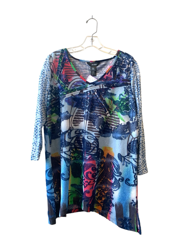 ALI MILES  large TOP W