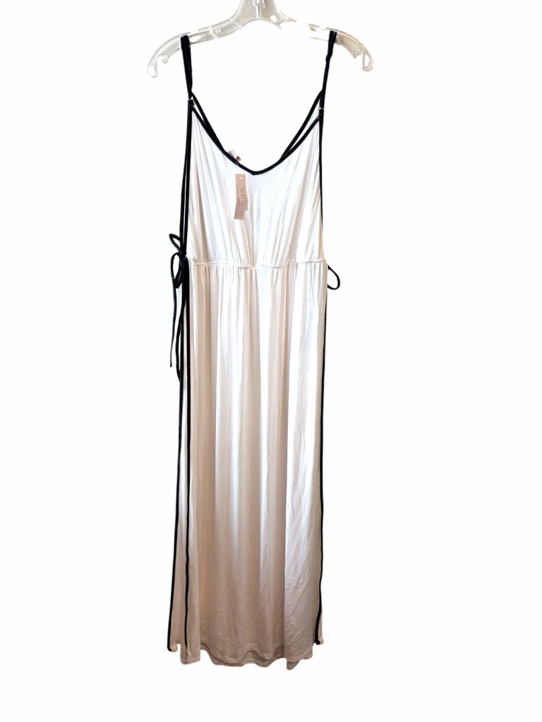 VICTORIA'S SECRET Size xL NIGHT GOWN