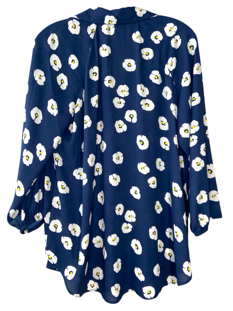 CABI Size small BLOUSE W