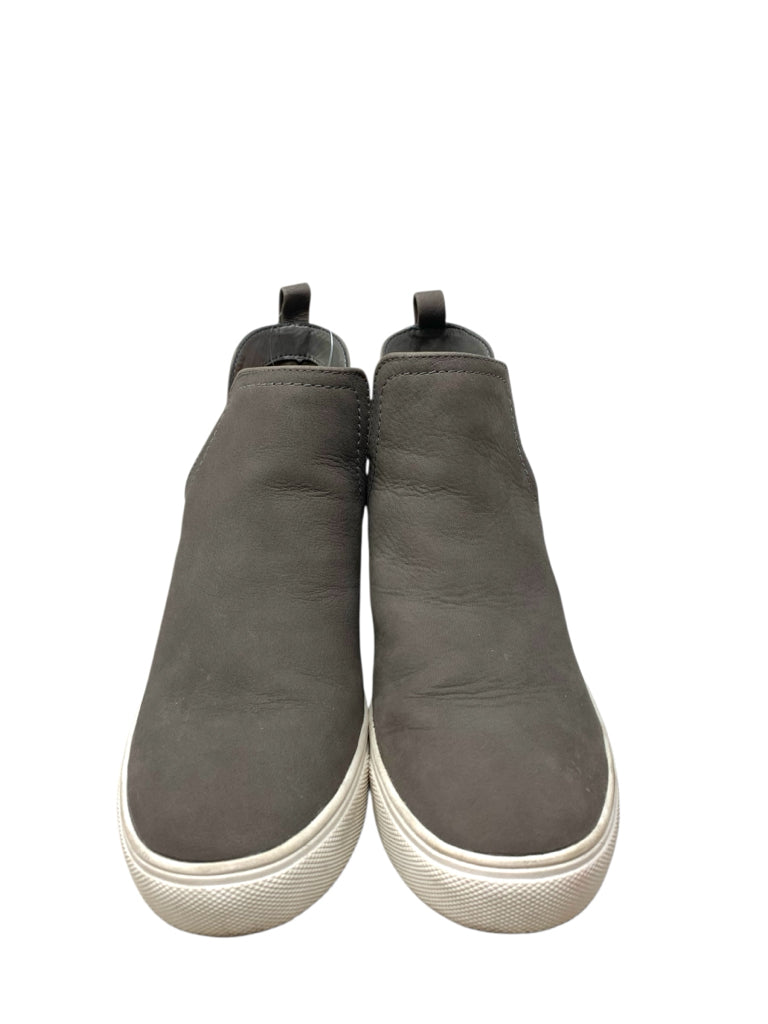 STEVE MADDEN  6 BOOTIE W