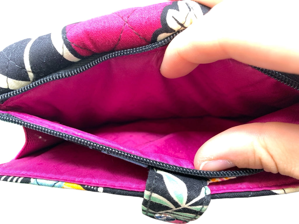 VERA BRADLEY  medium WALLET W