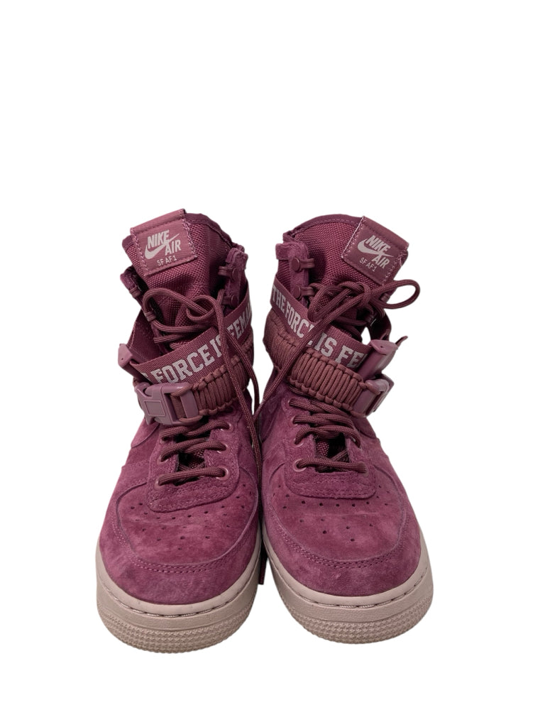 NIKE Size 6.5 SNEAKERS W