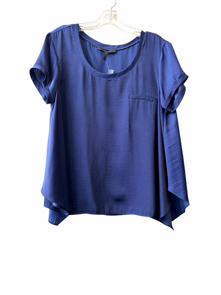 BCBG Size large TOP  W