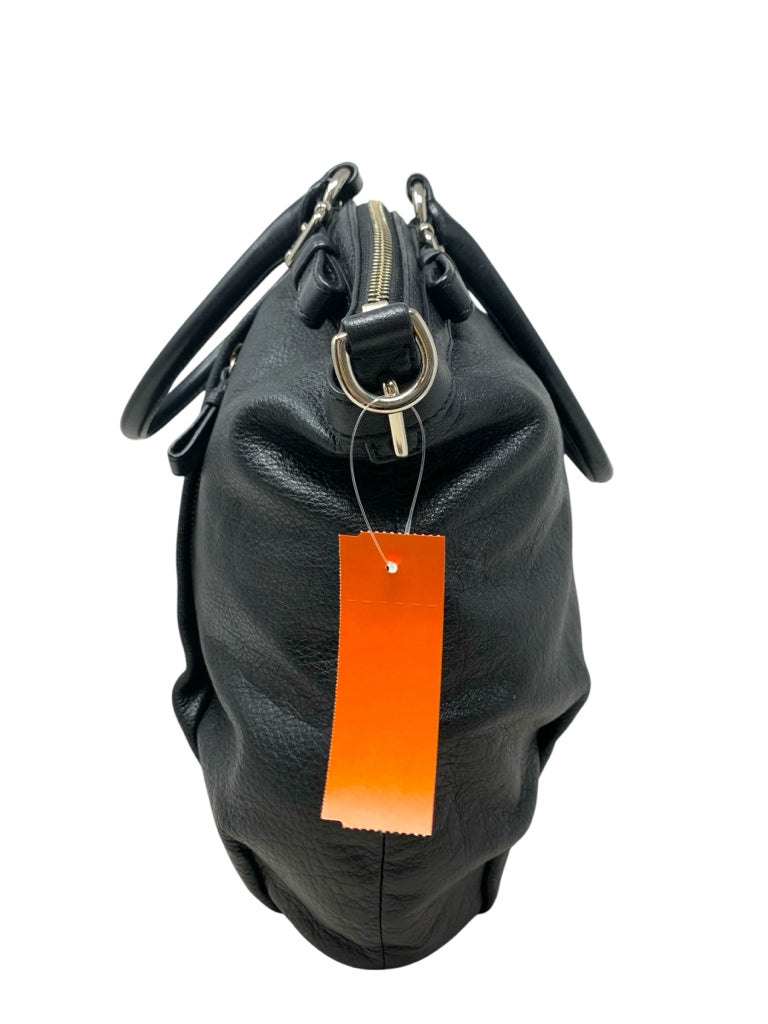 COACH  medium PURSE W
