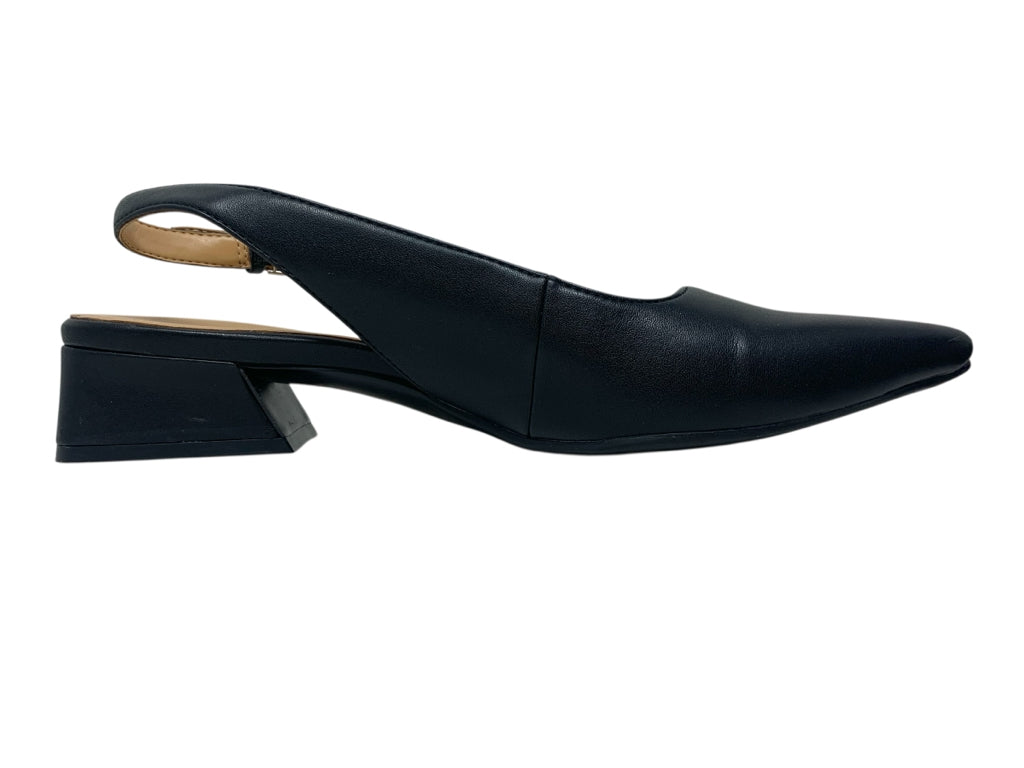 NATURALIZER  9 FLAT W