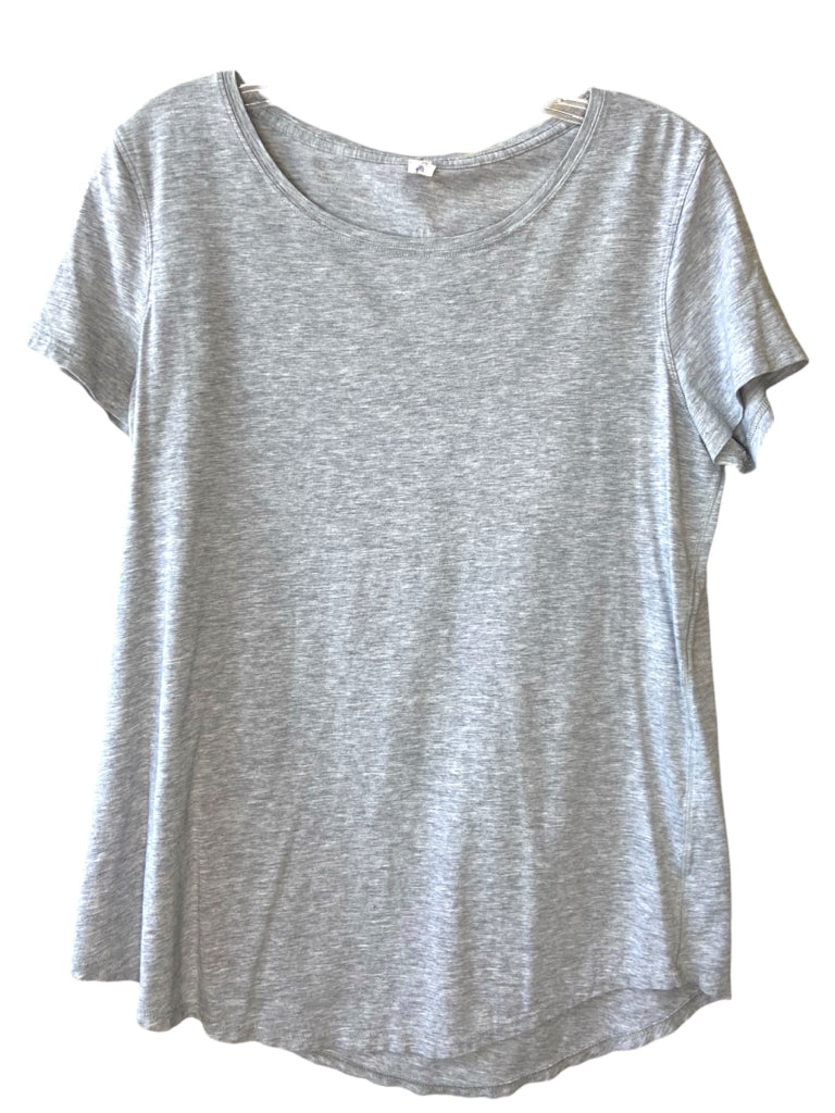 LULULEMON Size medium GYM W