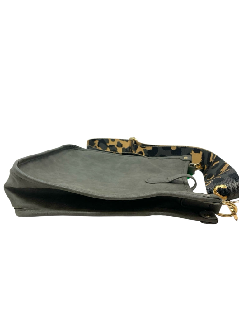medium PURSE W