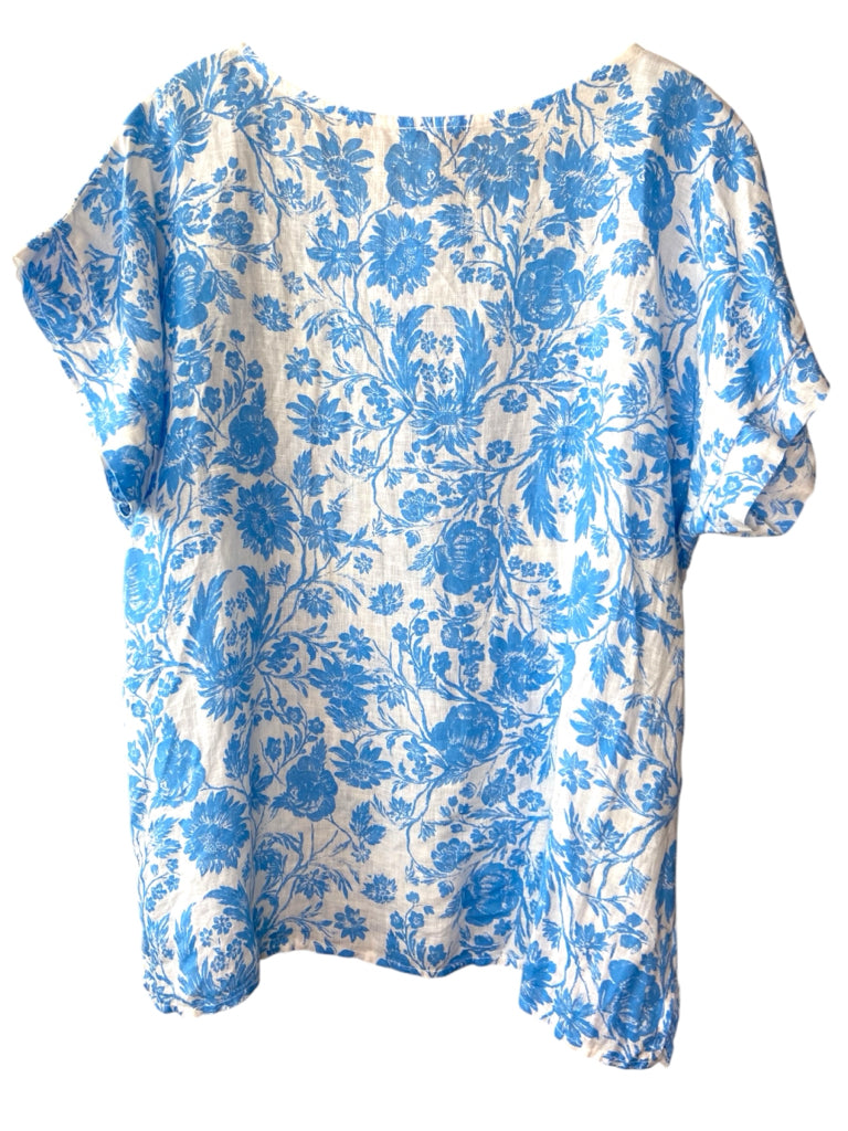BELLAMBIA Size medium TOP W