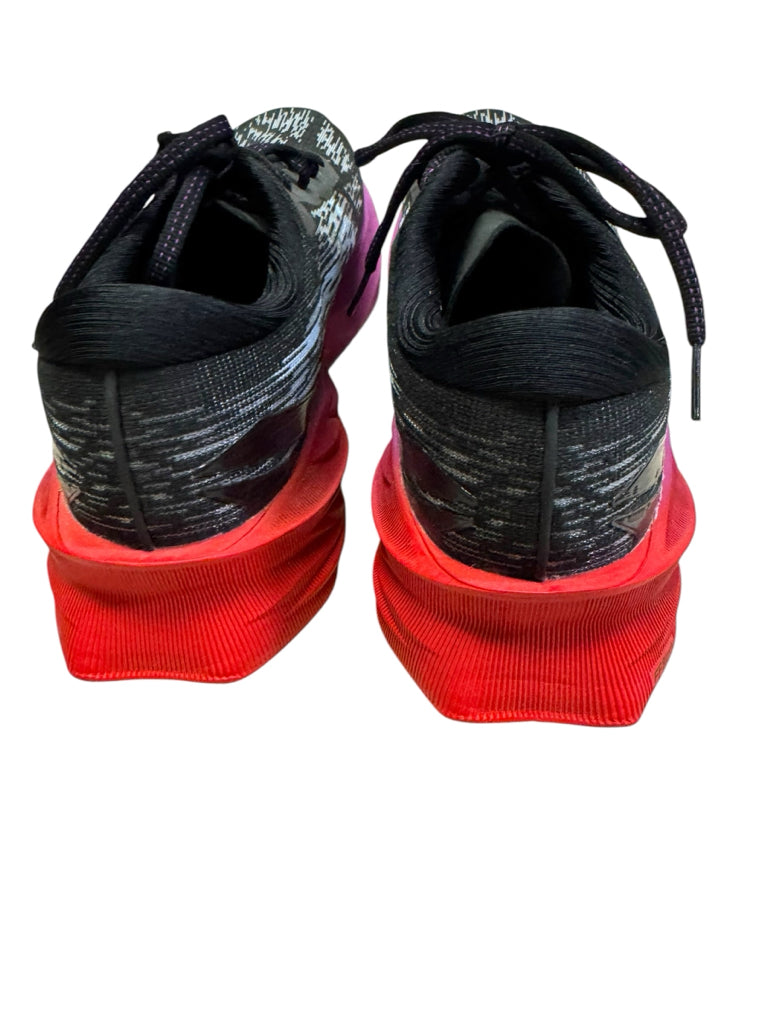 ASICS Size 7.5 SNEAKERS W