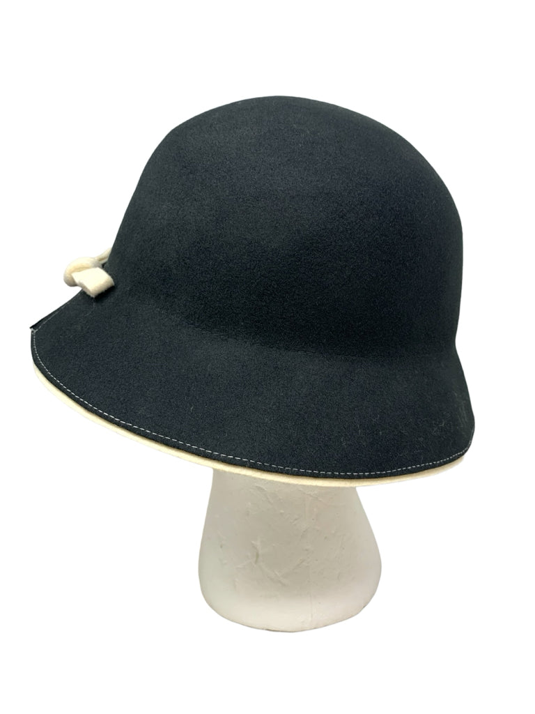 WHITE + WARREN  ALL HAT W