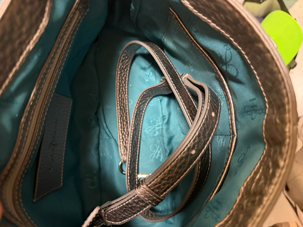 COLE HAAN Size medium PURSE W