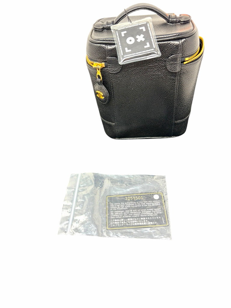 CHANEL Size s/M HAND BAG