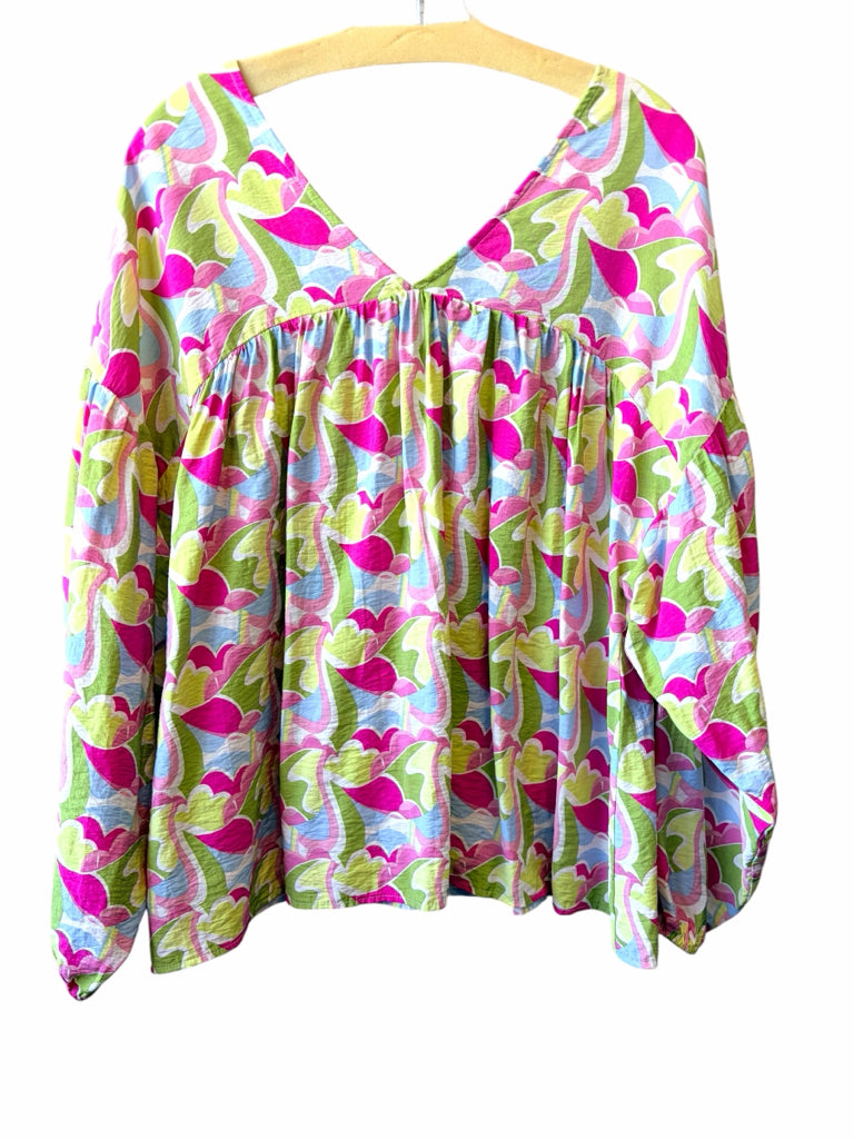 MICHELLE MCDOWELL Size medium TOP  W