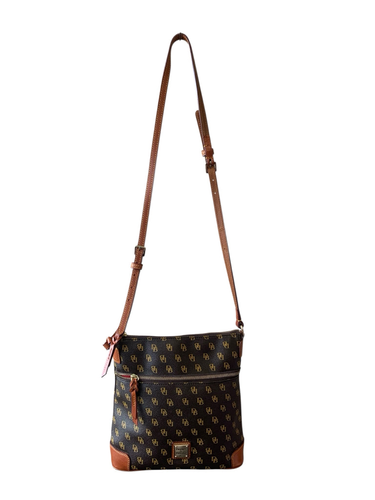 DOONEY & BOURKE Size medium CROSSBODY W