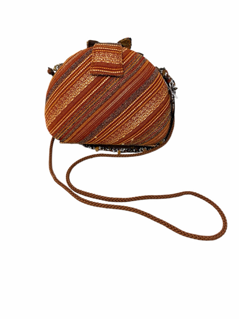 Size small CROSSBODY W