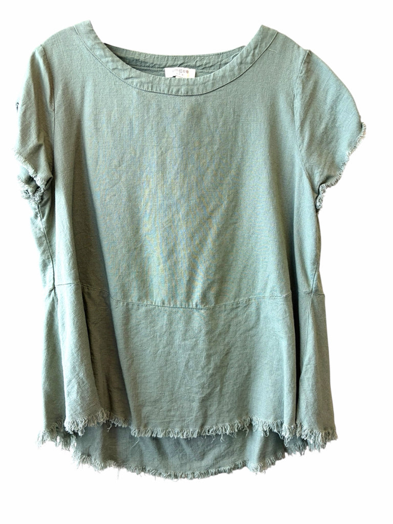 UMGEE Size small TOP W