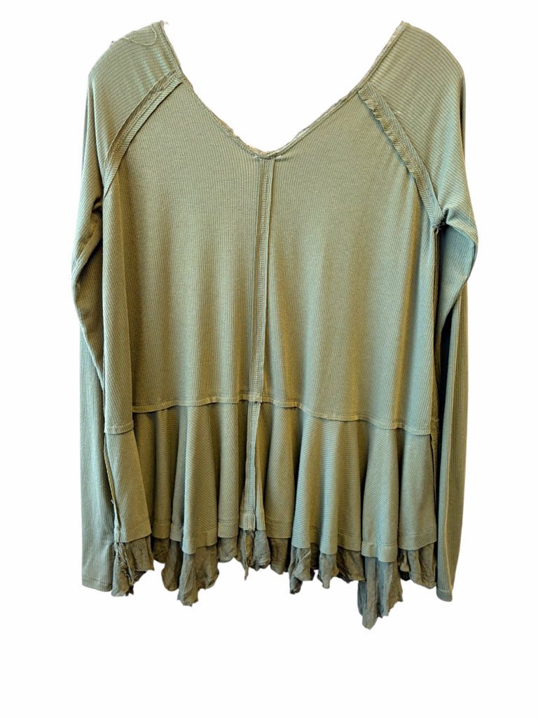 WE THE FREE Size xS TOP  W