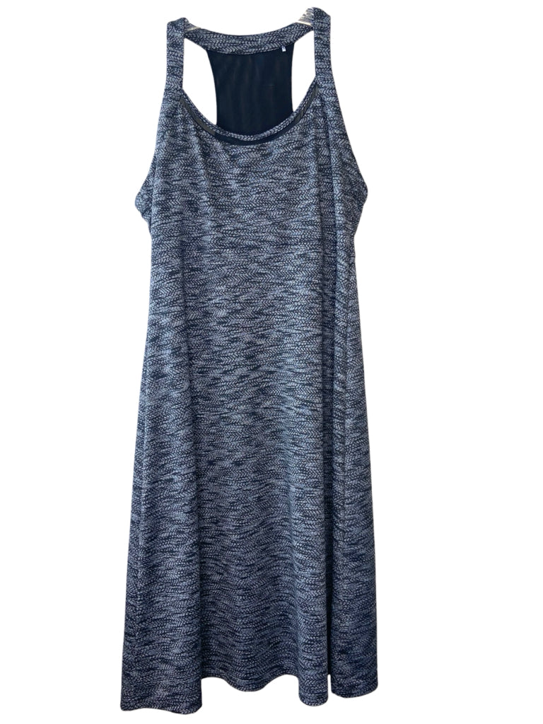 MPG Size small DRESS W