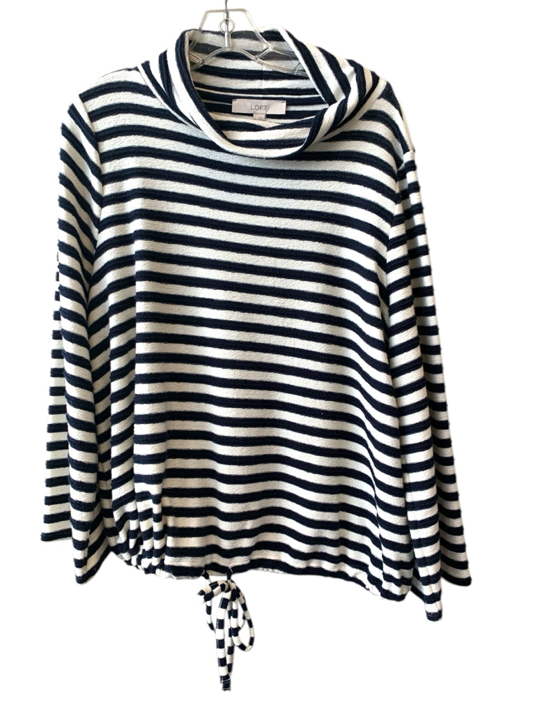 AT LOFT  large TOP  W