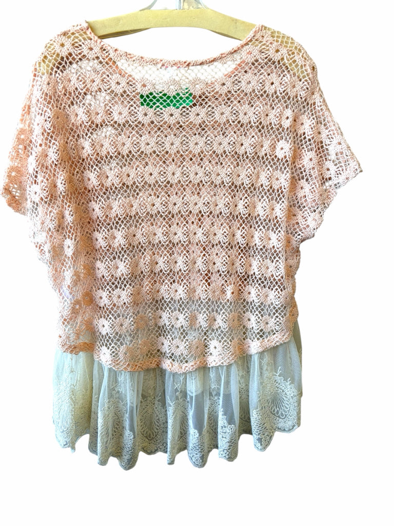 MARONIE Size small TOP W