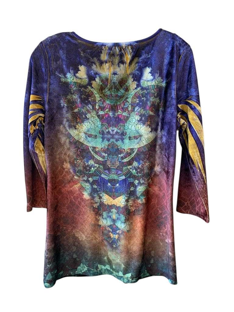 ONE WORLD  small TOP  W