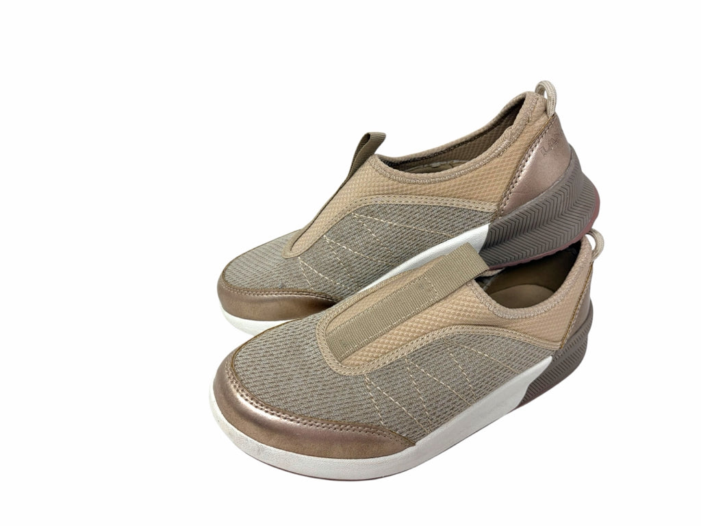 LAND'S END Size 6.5 SNEAKERS W