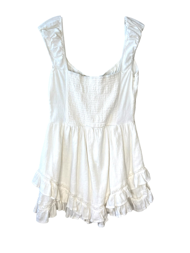 URBAN OUTFITTERS Size medium ROMPER W