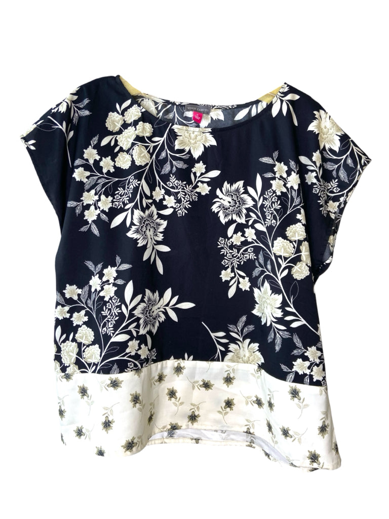 VINCE CAMUTO Size large TOP W