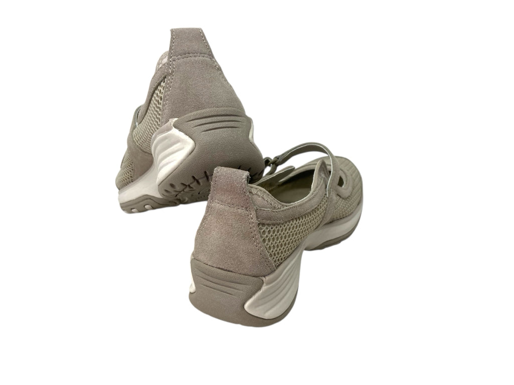 SKECHERS Size 6 SNEAKERS W
