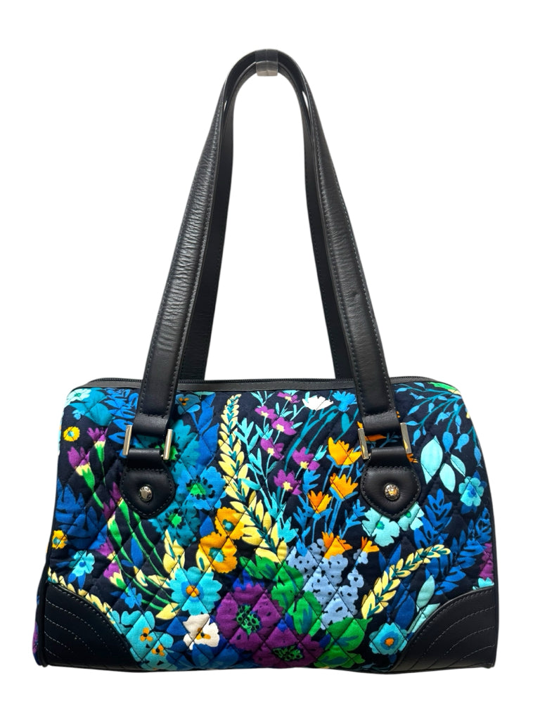 VERA BRADLEY Size NEW! PURSE W