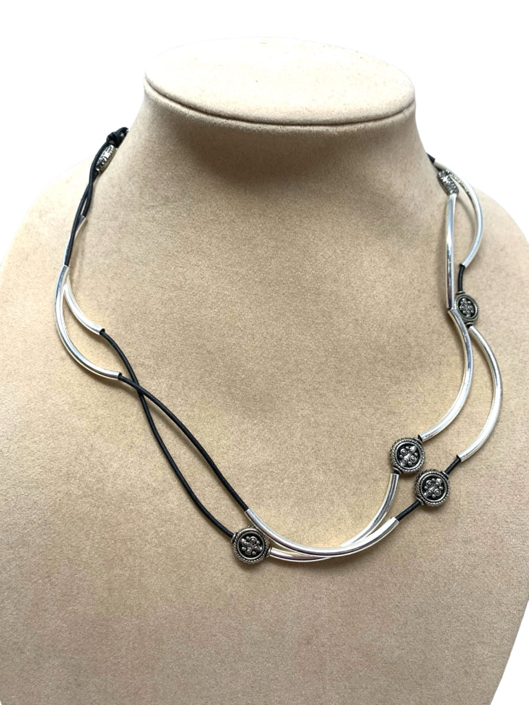LIZZIE JAMES NECKLACE W