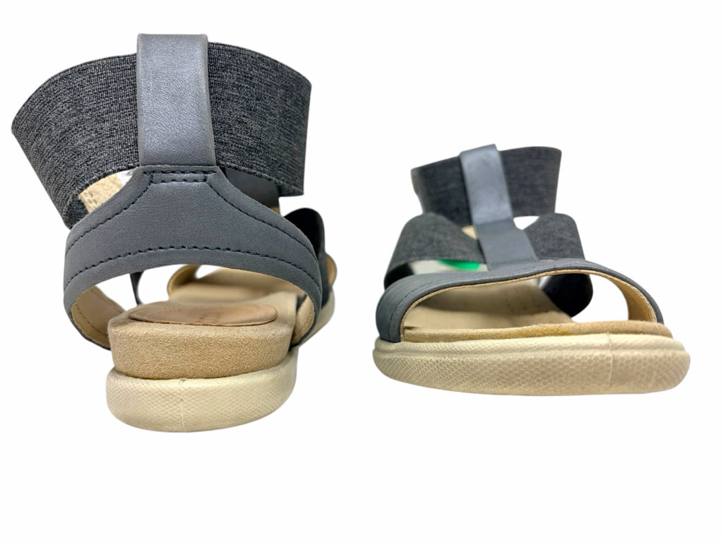ECCO Size 7.5 SANDALS W