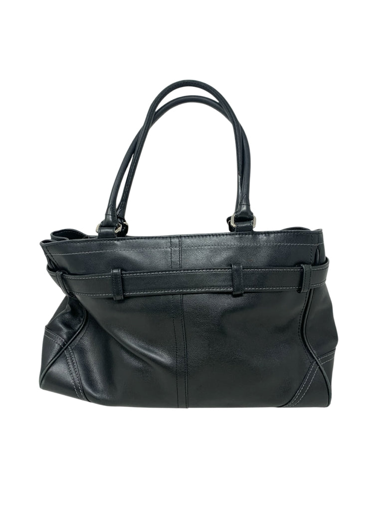 COACH  medium PURSE W